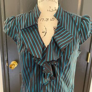 EXPRESS - Pretty Stripe Top w Cap Sleeves